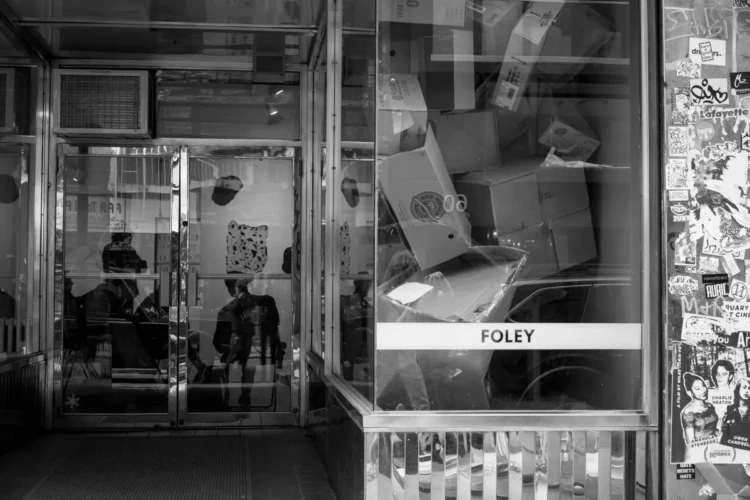 Gallery and Boxes, Lower East Side, 2017