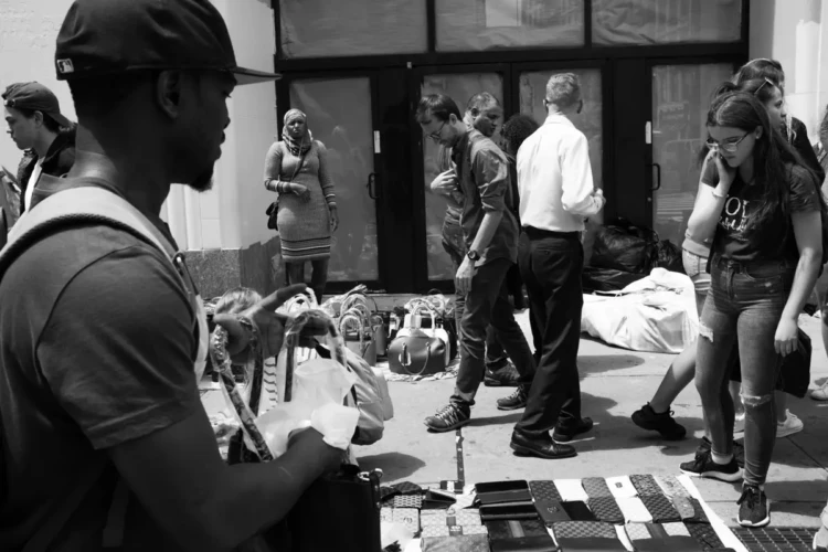 Canal Street Seller and Crowd, 2018