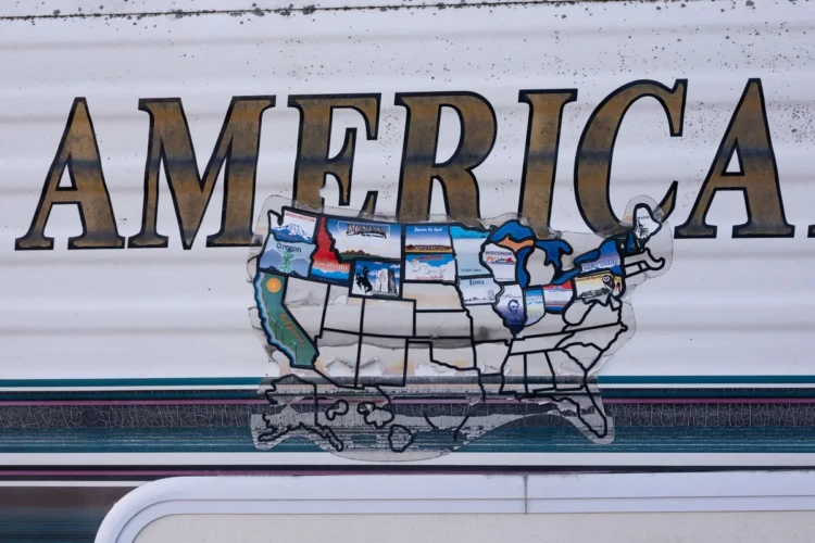 America, Mobile Home, Sunset Park, 2021