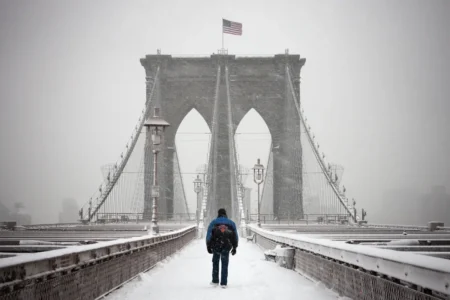 Knicks Fan on the Brooklyn Bridge, 2010
