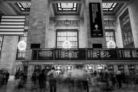 Grand Central Crowd & Board, 2013