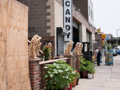 Candy Manufacturor & Lion Home, Sunset Park, 2021