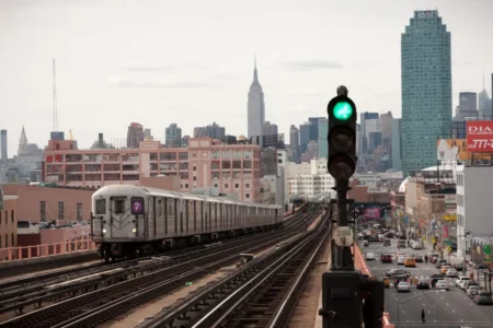 7 Train & Light, Queens, 2010
